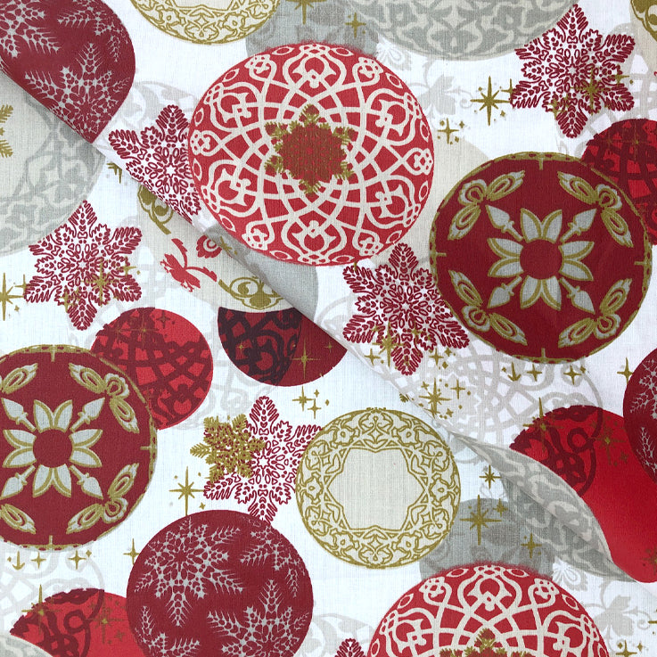 Christmas Baubles 155cm Wipe Clean Acrylic Tablecloth
